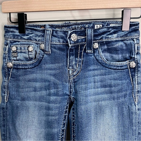 Vintage Miss Me Jeans Capri Crop Fleur Embroidery Short Y2K Skinny Slim Blythe - Picture 3 of 12